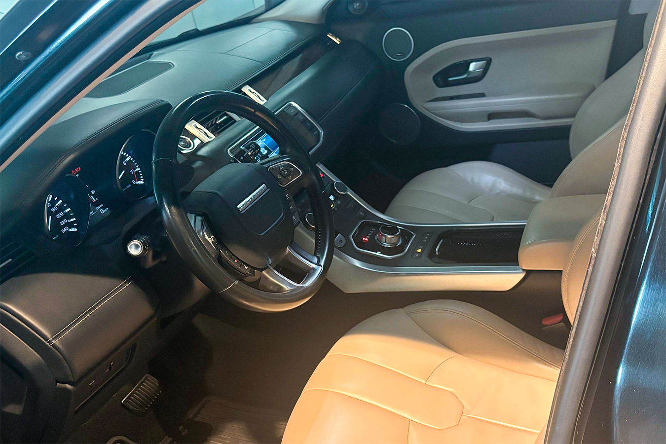 Range Rover Evoque Si4